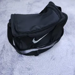 ナイキ ボストンバッグ