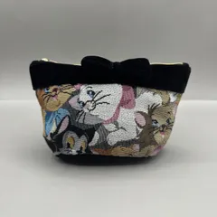 美品　東京ディズニーリゾート限定　ポーチ　マリーちゃん　猫　刺繍　ポーチ