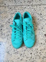 アディダス スニーカー スポーツシューズ (275)