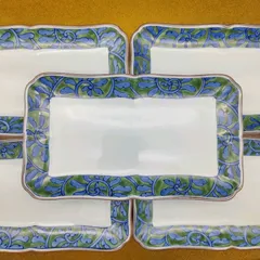 有田焼 華山窯 萬右衛門作 焼物皿 青彩 唐草 長皿 【美品】 ゴールド盆無し S398