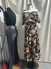 フラワー オフショルダー アシンメトリー ロング丈ワンピース