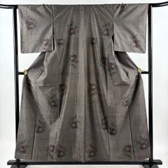 【美品】 紬 身丈156.5cm 裄丈63.5cm S 袷 色紙 草花 焦茶色 正絹 秀品 【中古】