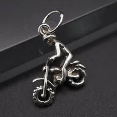 Q919 ヴィンテージ ペンダント トップ バイカー デザイン シルバー チャーム ヘッド