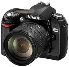 Nikon　D70　デジタル一眼レフカメラレンズキット　[AF-SDX ズームニッコールED18-70 F3.5~4.5G(IF)セット