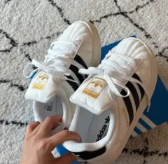 アディダス SUPERSTAR フェディング スニーカー 225 (今日だけ)