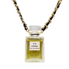 シャネル ネックレス ペンダント 2点 グリポア 付属品なし - メルカリ
