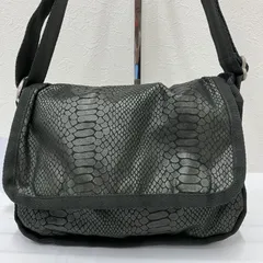 325　LeSportsac　レスポートサック　ショルダーバッグ　小さめ　ミニ　パイソン柄　ヘビ柄　アニマル柄　レディース　フラップ　メッセンジャーバッグ　軽量　カジュアル　シンプル