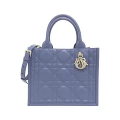 クリスチャンディオール ディオール ブック トート スモール M13250WHP バッグ