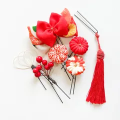 〔578〕七五三髪飾り　ヘッドドレス　赤　七五三　卒業式　成人式