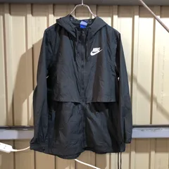 2084 NIKE ナイロンジャケット ブラック S ナイキ ナイロンジップアップパーカー フルジップ ワンポイント プリントロゴ スポーツ 古着卸 アメリカ仕入