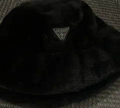 GUESS ファー バケットハット 帽子 ブラック