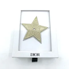 Dior ディオール ピンバッジ スター 星 シルバー金具 ゴールド シルバー 刺繍 ブローチ アクセサリー ワンポイント ノベルティ　箱有り