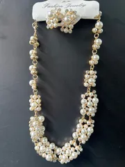 【卒業式や入学式に】パール調 ネックレス＆ピアス セット