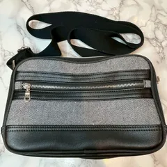 グレー×ブラック ヘリンボーン柄 ショルダーバッグ ボディバッグ 多収納デザイン
