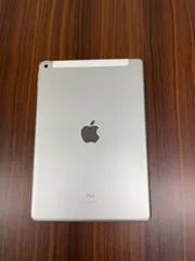 美品Apple iPad 第6世代  Wi-Fi + Cellular　32GB Silver 電源入らない