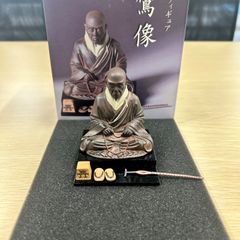 m*8様 親鸞聖人七五〇回忌記念 親鸞像 公式フィギュア 海洋堂 - メルカリ