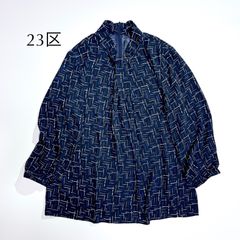 大きいサイズ！24SS/ 幾何学柄ブラウス希少サイズ46 - メルカリ