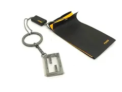 ■新品同様■ FENDI フェンディ キーリング キーホルダー バッグチャーム レディース メンズ シルバー系 BN8907