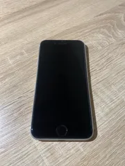 8784 iPhone SE 第二世代 64GB ホワイト