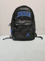 ナイキ ジョーダン コートバーロウ スタジャン バックパック