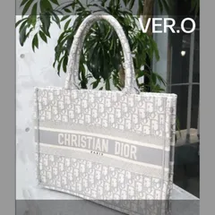 Christian Dior 未使用品 ブックトート　バッグ　ミディアム　オブリーク　ディオール