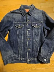 M リーバイス デニムジャケット (jpn LINE)