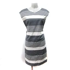 ストロベリーフィールズ STRAWBERRY-FIELDS ワンピース ひざ丈 ノースリーブ ボーダー ベージュ 黒 ブラック /YI