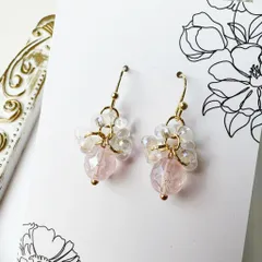 チェコビーズの可愛いピアスD118