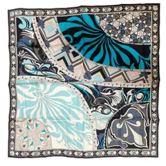 美品 Emilio Pucci エミリオプッチ シルクスカーフ ブルー レディース 古着 中古 USED