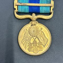 明治三十七八年従軍記章 日露戦争 勲章 徽章 徽章 旧日本軍 ケース付き