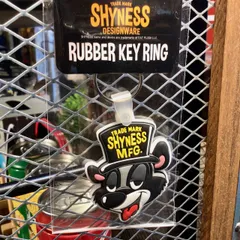新品 3D ラバー キーリング 1 SHYNESS キーホルダー アメリカン雑貨 ファッション 小物