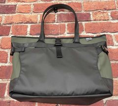 Item thumbnail for item 41eb8d7b-7e48-4483-806e-fa4b2a209251