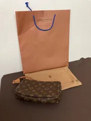 ルイヴィトンモノグラムポシェット