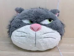 展示未使用品　コストコ　Disney クッション ルシファー 62 x 30 x 45cm　5cm程穴あり　ディズニー公認商品