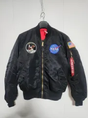 アルファインダストリーズ NASA リバーシブル パイロットジャンパー ブラック