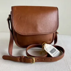 80s Vintage Coach Tailored Pouch British Tan Leather Shoulder Bag USA