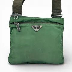 PRADA ミラノ テスート ナイロン グリーン ショルダー