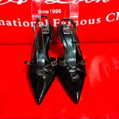 ZARA ザラ エナメル ストラップ パンプス