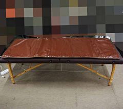 SEVEN BEAUTY 折りたたみ式マッサージベッド チョコレートブラウンと