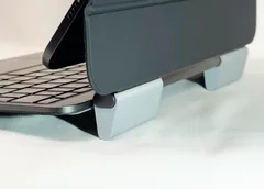 11インチiPad Pro (M4/M5) 用 Magic Keyboard 専用 脱着式スタンド