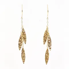 K10YG ピアス 総重量約0.6g