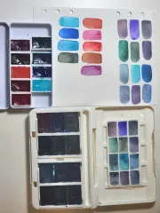 白騎士グニュル水彩絵の具 12色+ロマンシュマル アクアリアス固形絵の具 9色