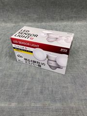 Item thumbnail for item 304372cc-b2c1-410f-905c-83a3a342b800