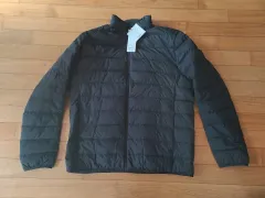 UNIQLO ユニクロ 黒 ダウン ジャケット 新品 XL