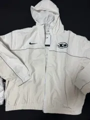 正規品新品 NIKE ナイキ クラブ フードジャケット ウィンドブレーカー 白 2XL
