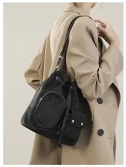 バッグ ショルダーバッグ トートバッグ マルチポケット ドロストバック バケツ型 バッグ レディース 斜めがけ 大人 軽量 スポーティー 防水 肩掛け