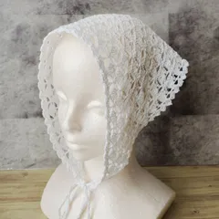 バブーシュカ　クロシェ　ヘッドドレス　手編み 編み物　スカーフ　三角巾　三角スカーフ　大人　白　レース編み