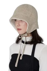 新品 VA Curved Circle Logo Flap Bonnet Hat Oatmeal
