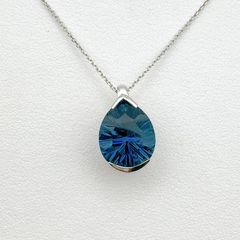 田崎真珠《TASAKI》パールネックレス （刻印入り) - メルカリ