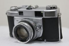 完動品】希少 Kowa KALLO 35 レンジファインダーカメラ R8SA6 - メルカリ